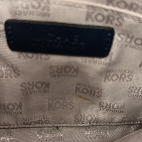 Michael Kors clutch - Picture 6 of 10